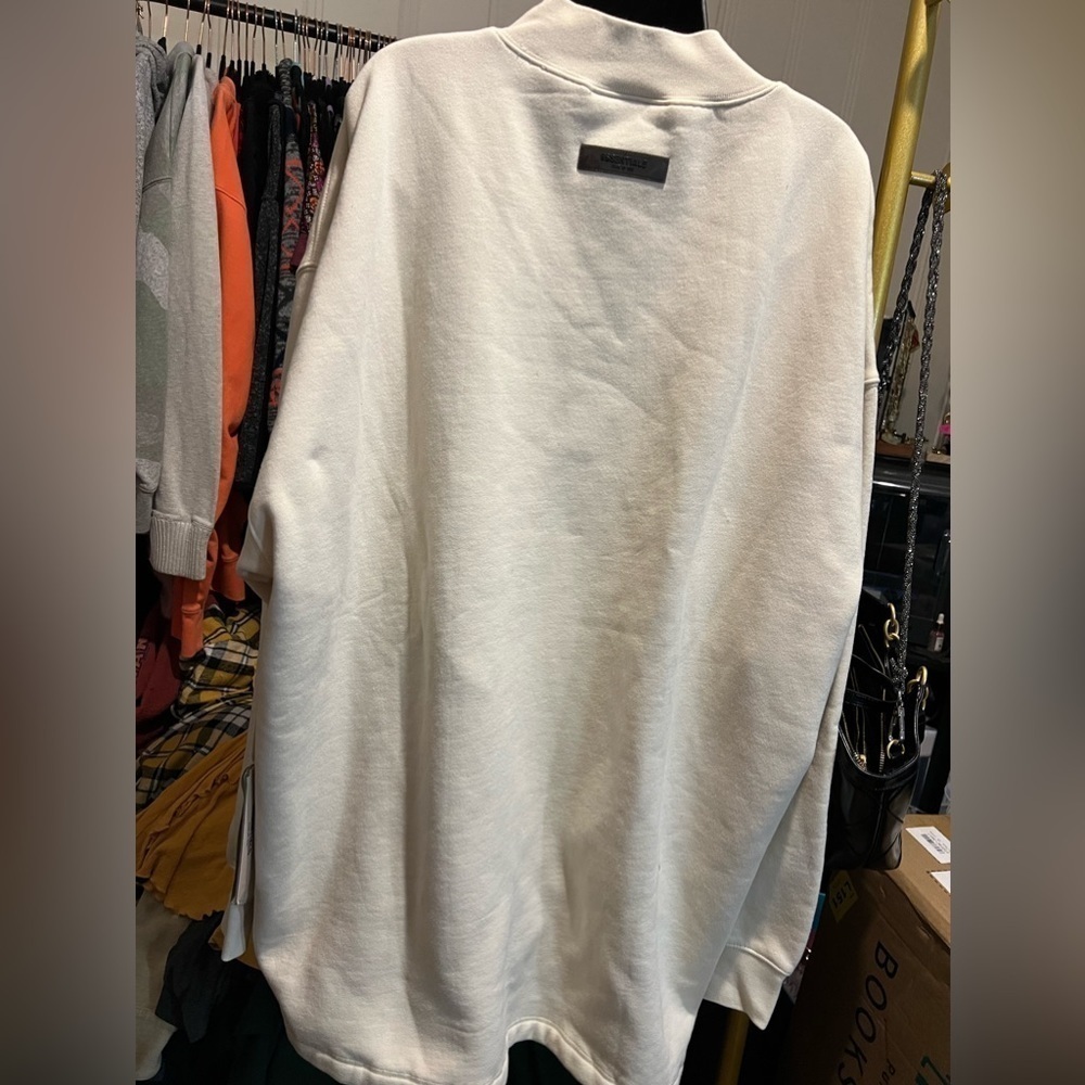 NWT Men’s ESSENTIALS Sweater - Egg Shell/Cream - 2XL - Picture 5 of 12